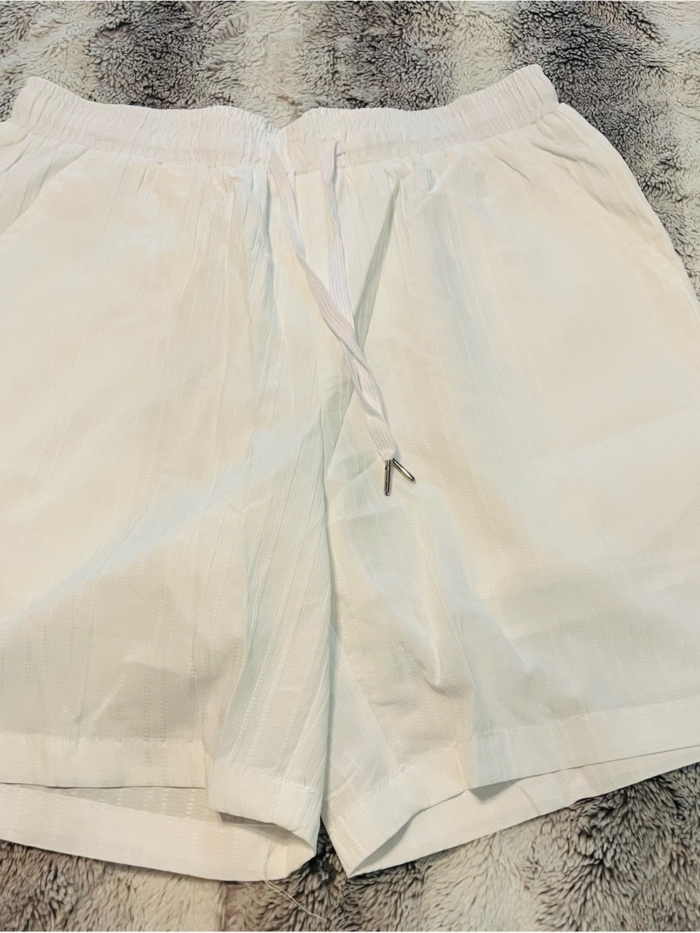 SHEIN White Men's Drawstring Hybrid Shorts